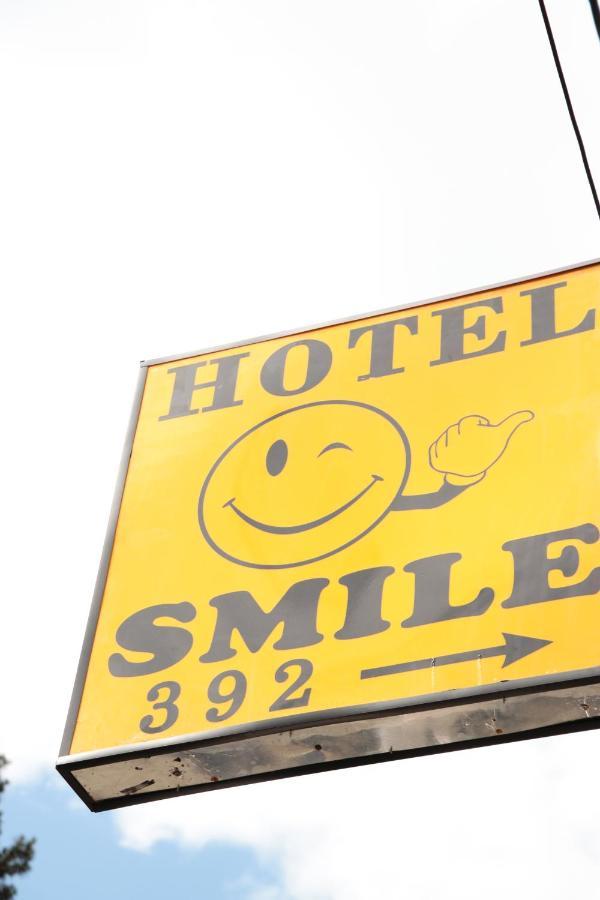 Hotel Smile Kobuleti Exteriör bild