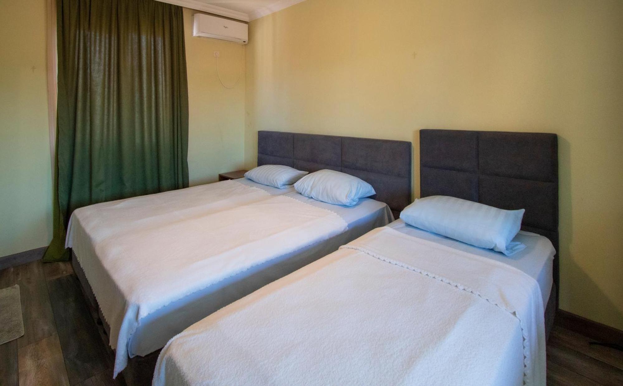 Hotel Smile Kobuleti Exteriör bild